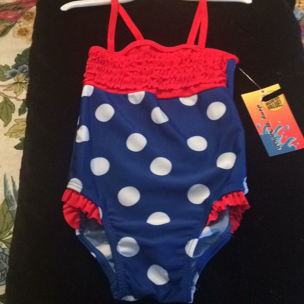 🍁 free with purchase Jumpn’splash Red white blue polkadot suit uv 50+